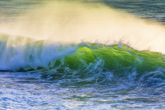 大海海浪浪花摄影图