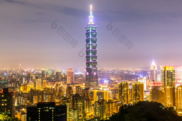 夜晚台湾高楼大厦建筑