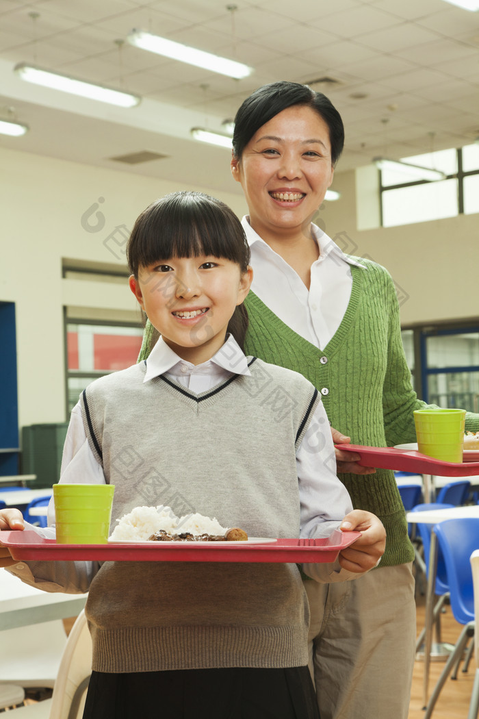 学生学校食堂饭堂打饭午餐女人微笑摄影