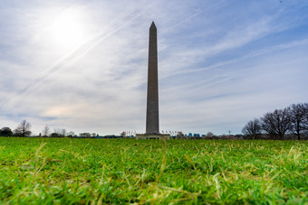 白昼下的华盛顿纪念碑