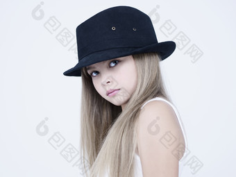 戴帽子的美少女模特