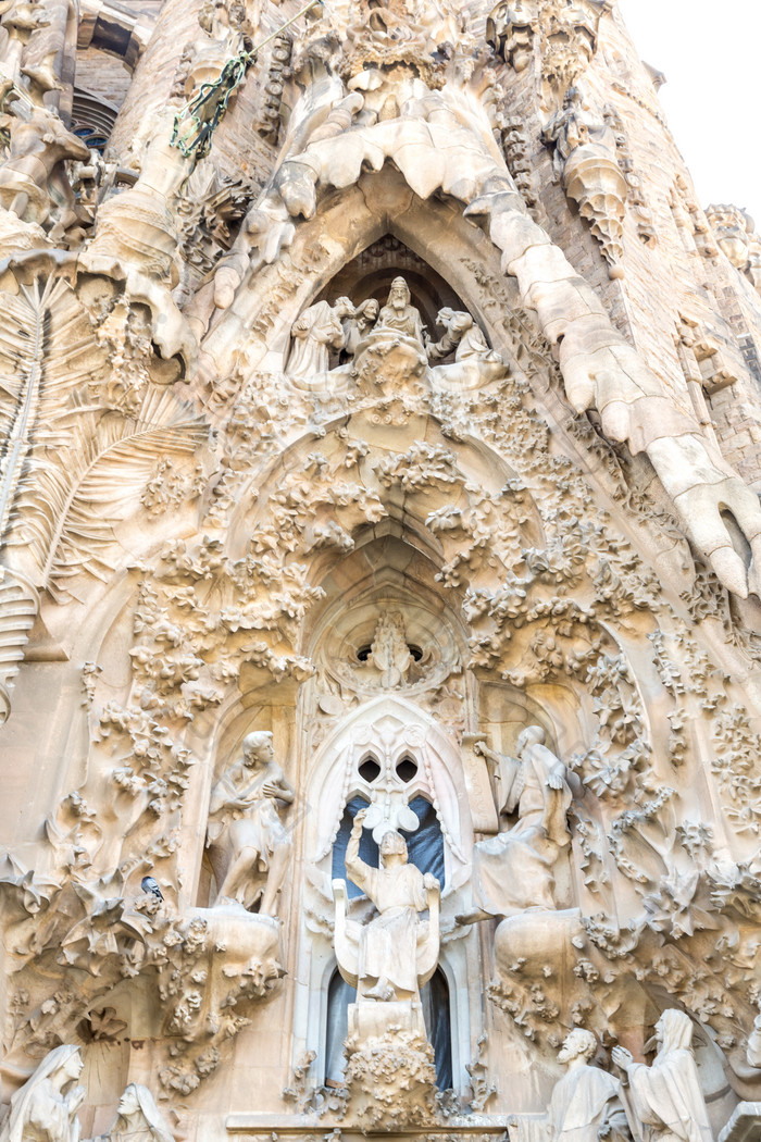 教堂内部雕刻画像