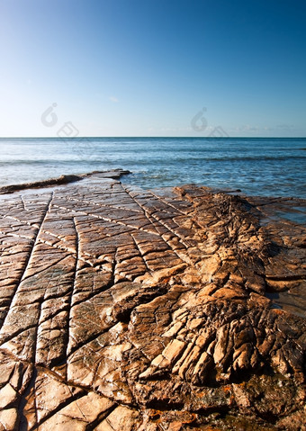 侏罗纪海岸岩石裂缝