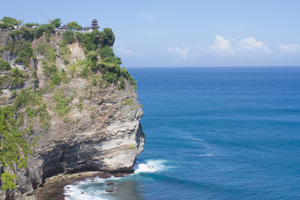 海边悬崖海浪蓝天白云风景旅游摄影照片素材