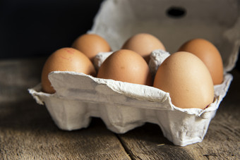 盒子里的食材鸡蛋摄影图
