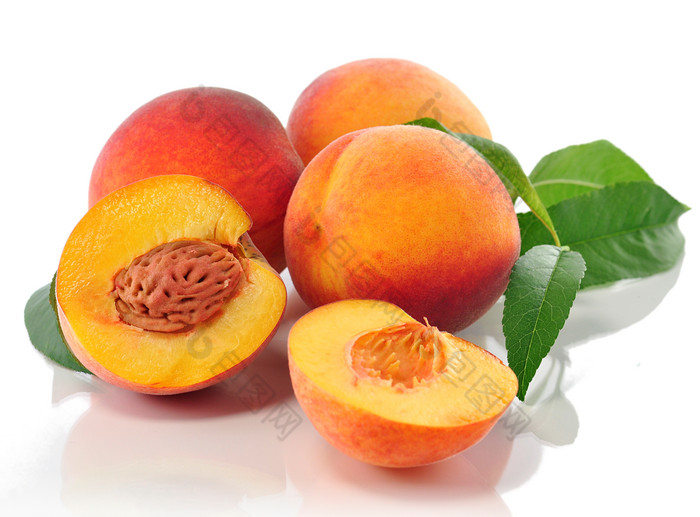 暖色调美味桃子摄影图