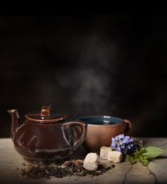 茶壶和调料摄影图