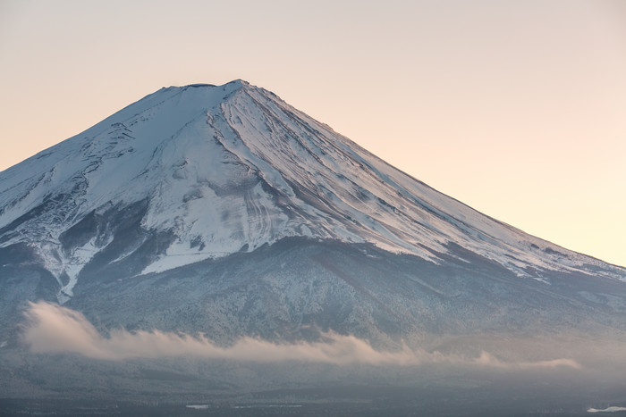 黎明下的富士山元素