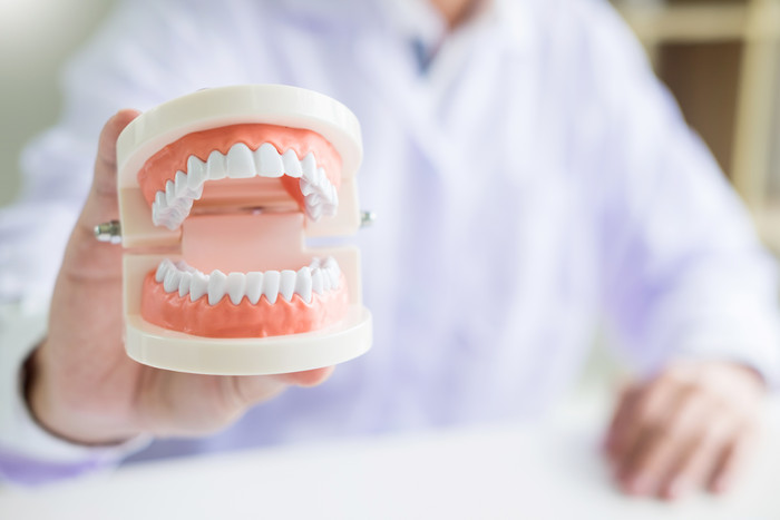 医生医院牙科诊所牙医牙齿模型牙痛摄影图