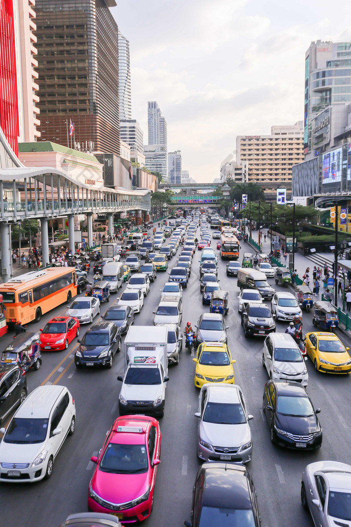 城市马路车辆图片大全图片