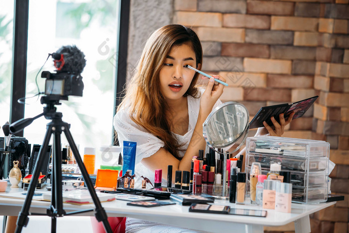 电商直播的美妆达人