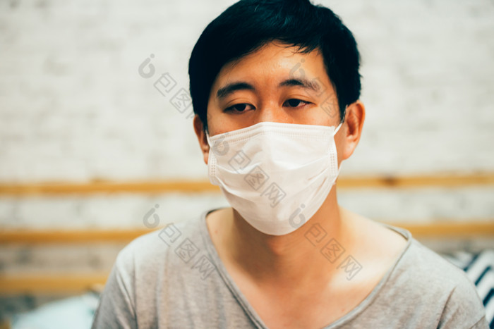 防护戴口罩人物