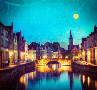 欧洲城市<strong>河流</strong>夜景摄影图片