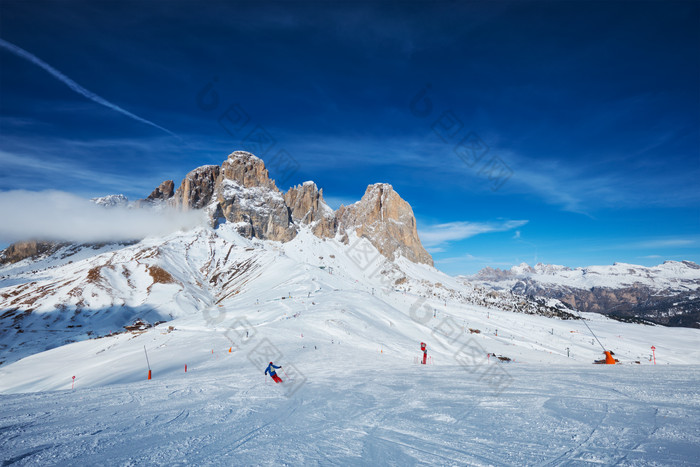 欧洲滑雪运动摄影图片