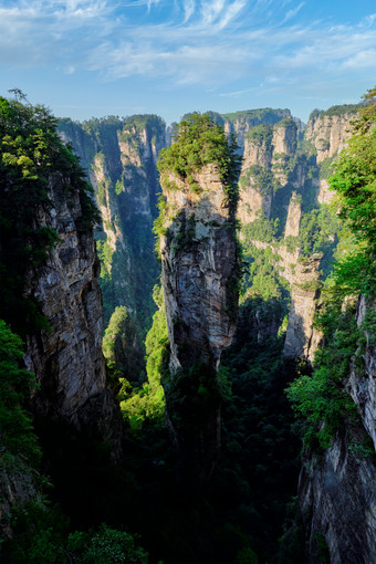 张家界山水平顶山摄影图片