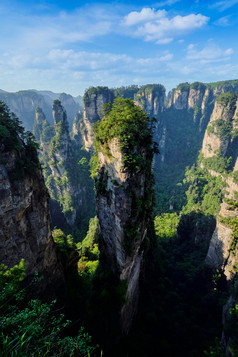 张家界蓝天山水摄影图片