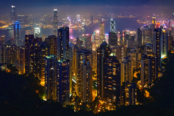 在<strong>香港</strong>摩天大楼天际线晚上