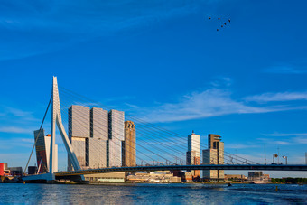 鹿特丹荷兰桥<strong>白天</strong>