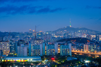 首尔韩国晚上摩天大楼