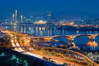 首尔韩国晚上河流