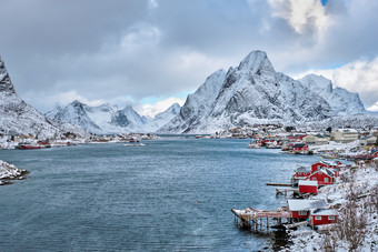 百科全书里的峡湾<strong>雪景</strong>