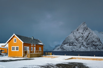Lofoten挪威岛屿住宅