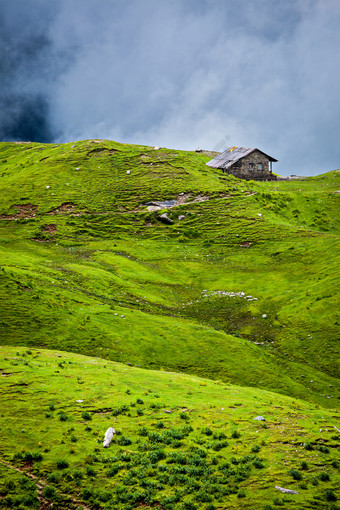 房子房屋住宅绿山云彩