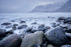岛屿挪威海水岩石山脉摄影图