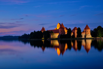 特拉凯立陶宛城堡黑暗