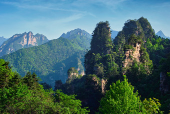 夏天张家界山岳摄影图片