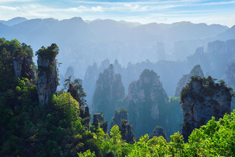 远山蓝天<strong>植被</strong>摄影图片