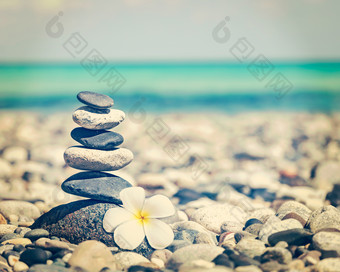 石头铺石石料沙滩