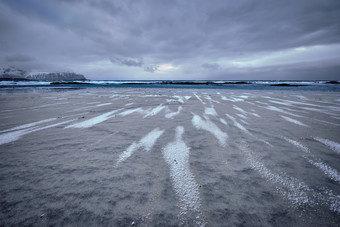 海滩沙滩卵石雪景