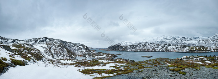 挪威岛屿山水风景画
