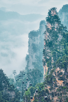 张家界山峰崖壁摄影图片