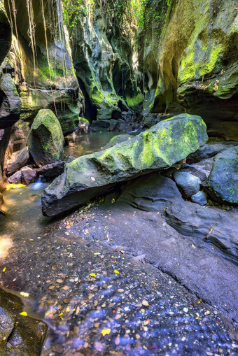 自然风景彩色岩石摄影图