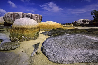 海滩岩石摄影图
