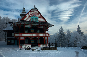 冬天下雪阳台楼台雪景摄影图