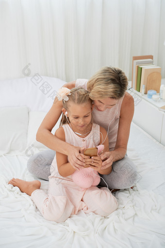 白种人的女孩孩子童年