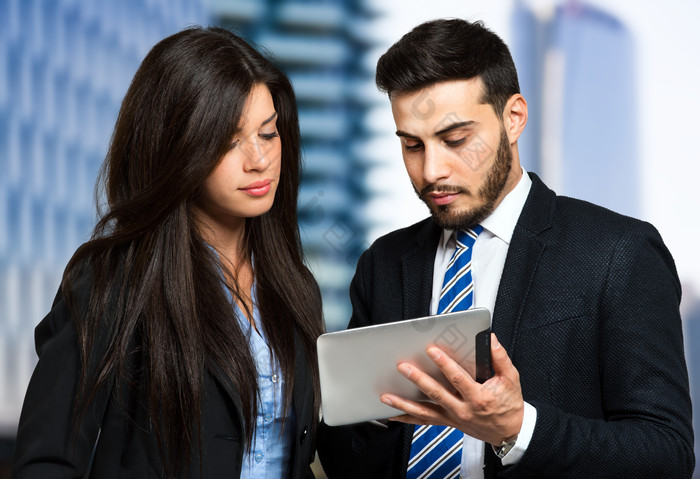 中的商业人物素材免费下载,本次作品主题是摄影图,使用场景是商务办公