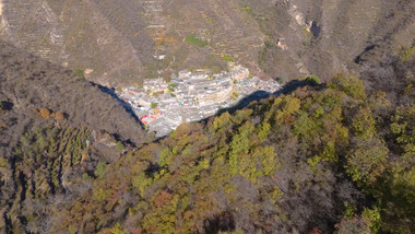 北京郊区古村落爨底下村空镜航拍