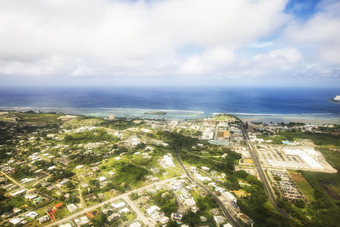 航拍海滨<strong>城市</strong>海岸线