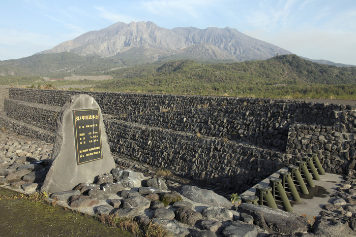 日本国防基地风景插图