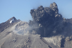 日本火山爆发摄影插图