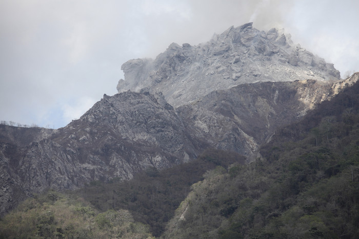 火山口摄影风景插图