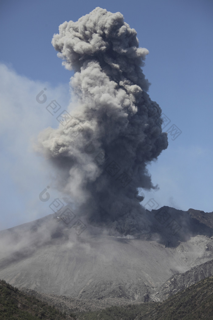 火山口喷发风景摄影插图