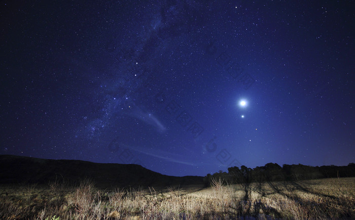 山峰星空夜空摄影插图