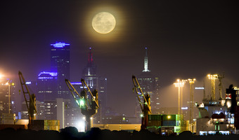 <strong>城市</strong>夜景摄影插图