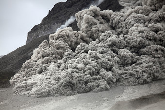 火山活动摄影插图