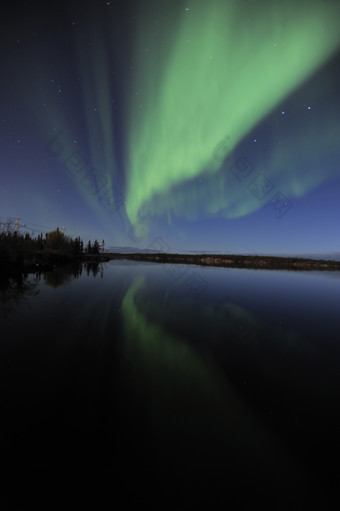 极光<strong>星空</strong>夜景摄影图